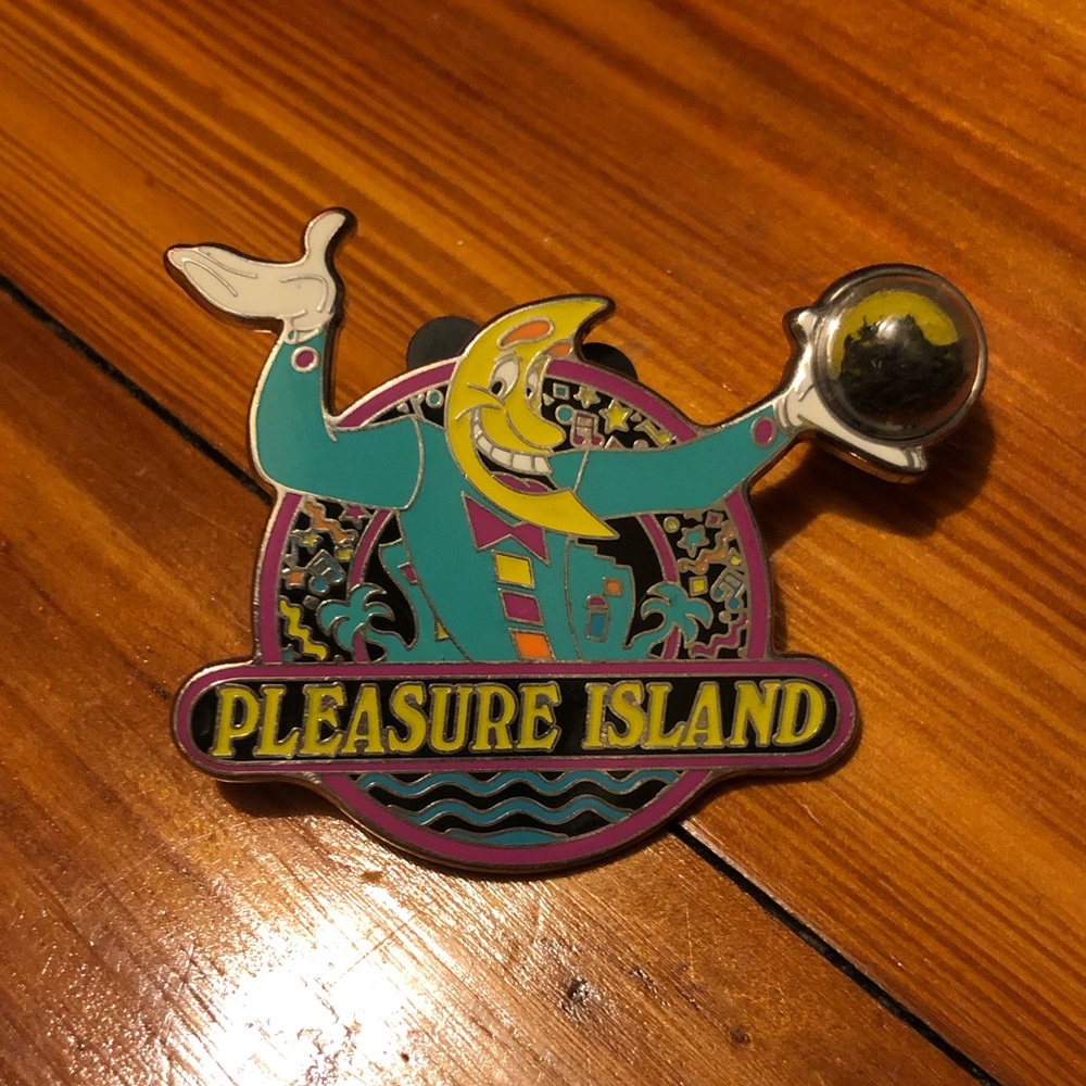 Limited Edition Pleasure Island Disney Pin